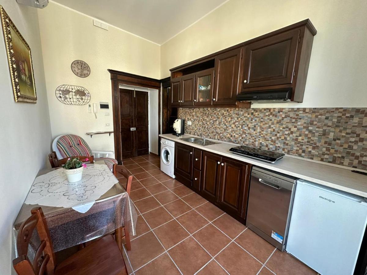 7 Cannelle Guest House 伊塞尔尼亚 外观 照片